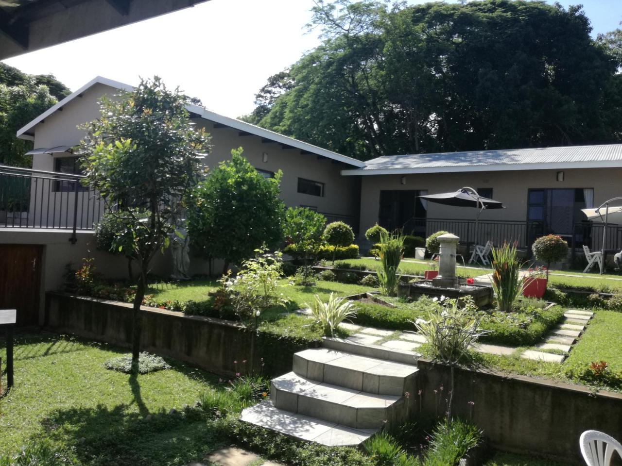 Guest House Mamma Mia Mbombela Exterior foto